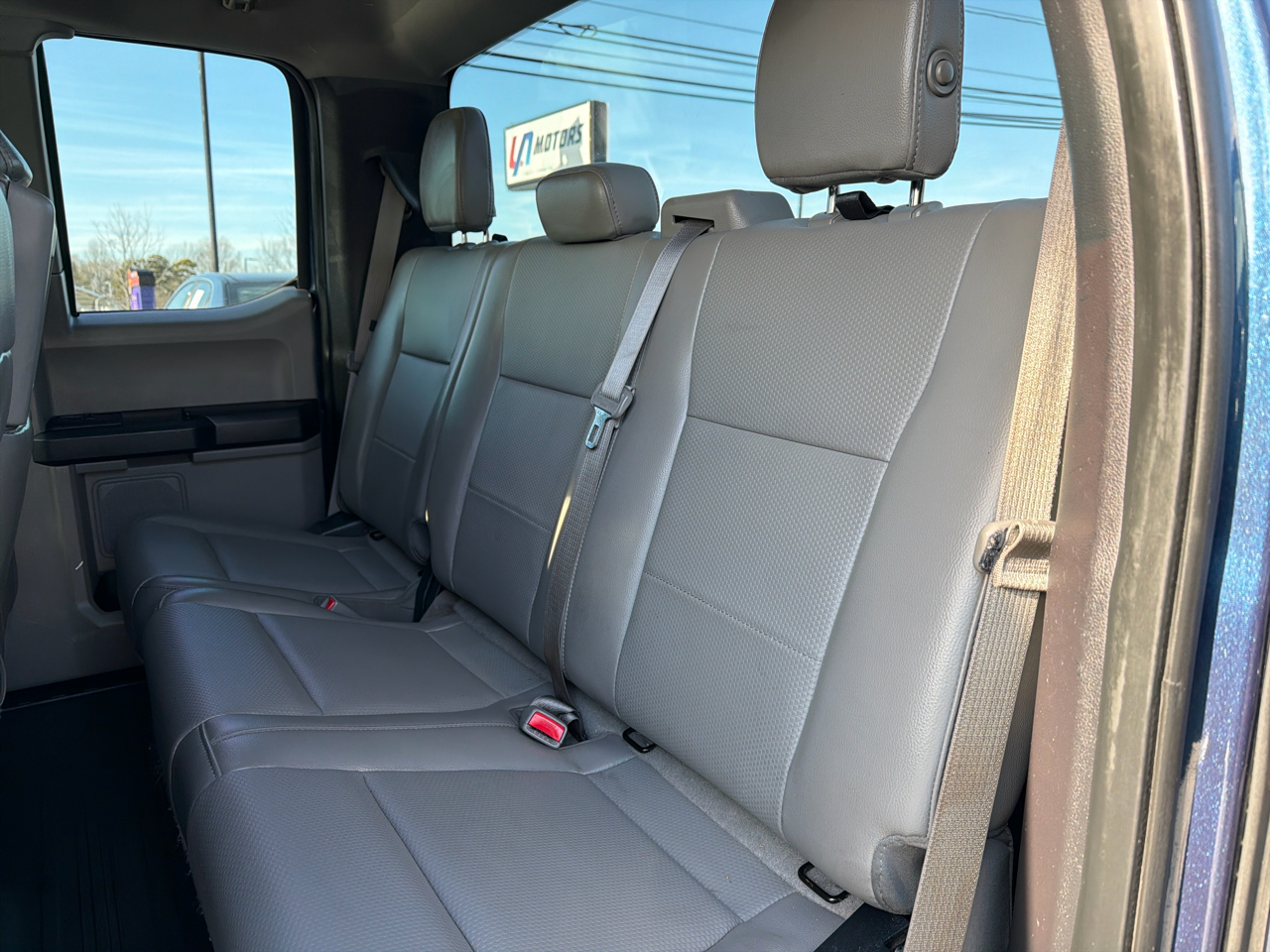 Ford F-150 4WD SuperCab 145" XL 2016