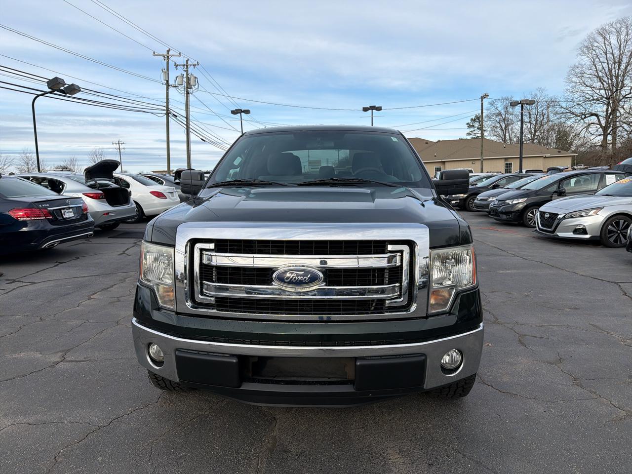 Ford F-150 2WD SuperCrew 145" XLT 2013