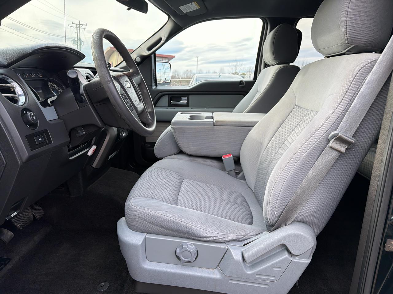 Ford F-150 2WD SuperCrew 145" XLT 2013