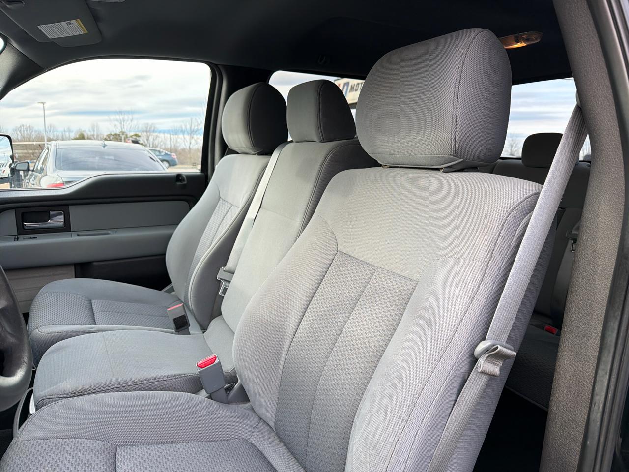 Ford F-150 2WD SuperCrew 145" XLT 2013