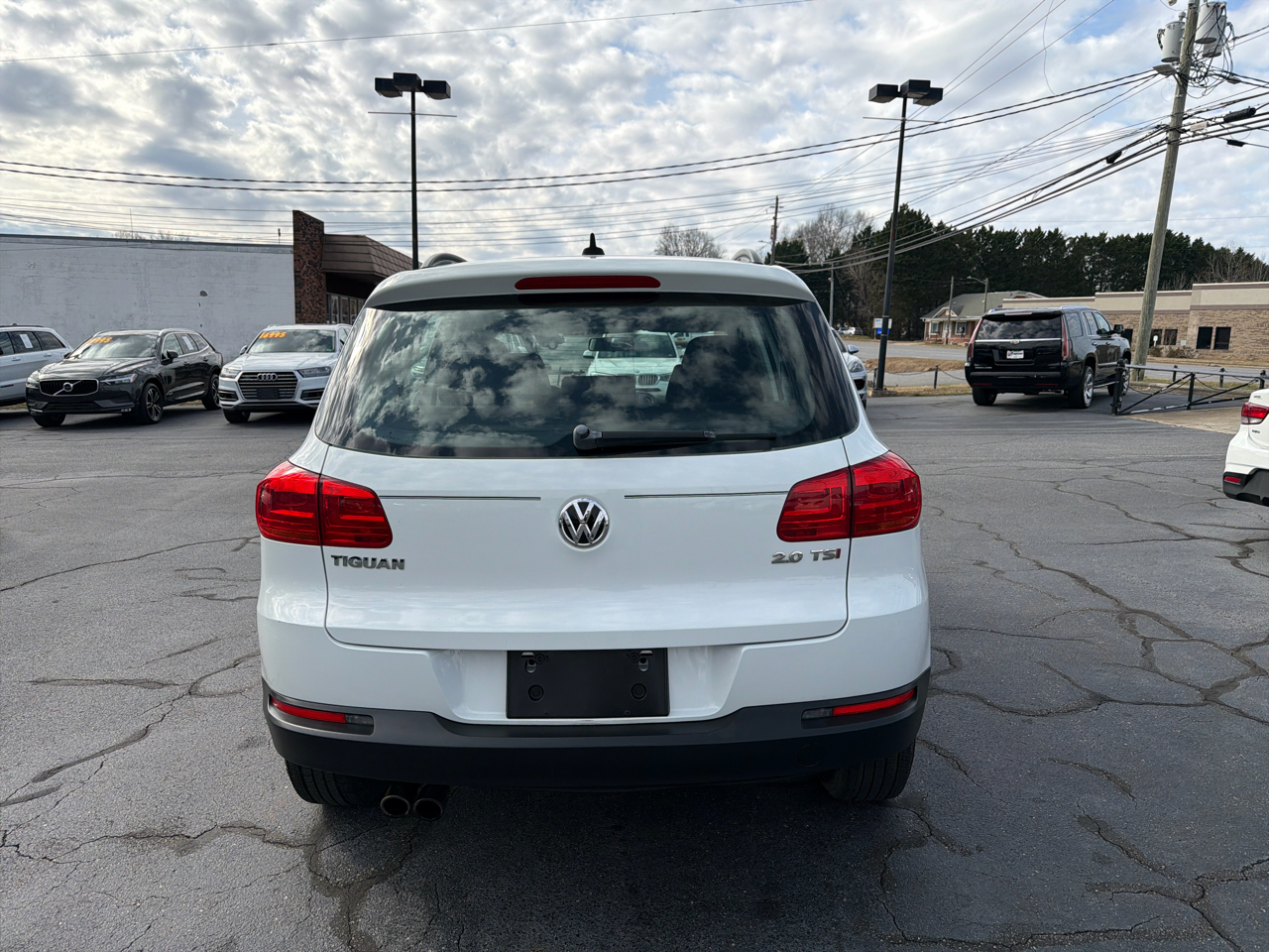 Volkswagen Tiguan 2WD 4dr Auto R-Line 2015