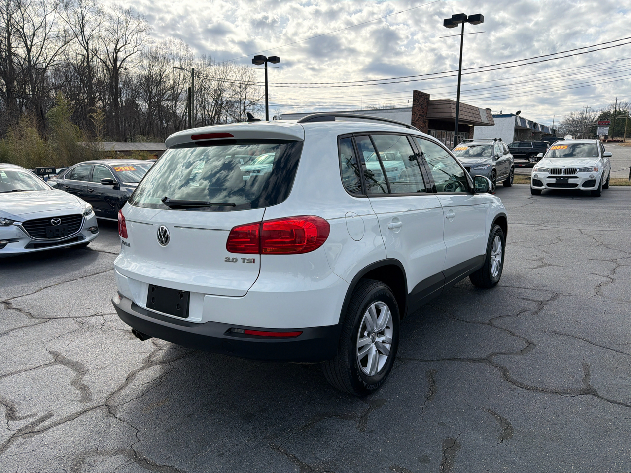 Volkswagen Tiguan 2WD 4dr Auto R-Line 2015