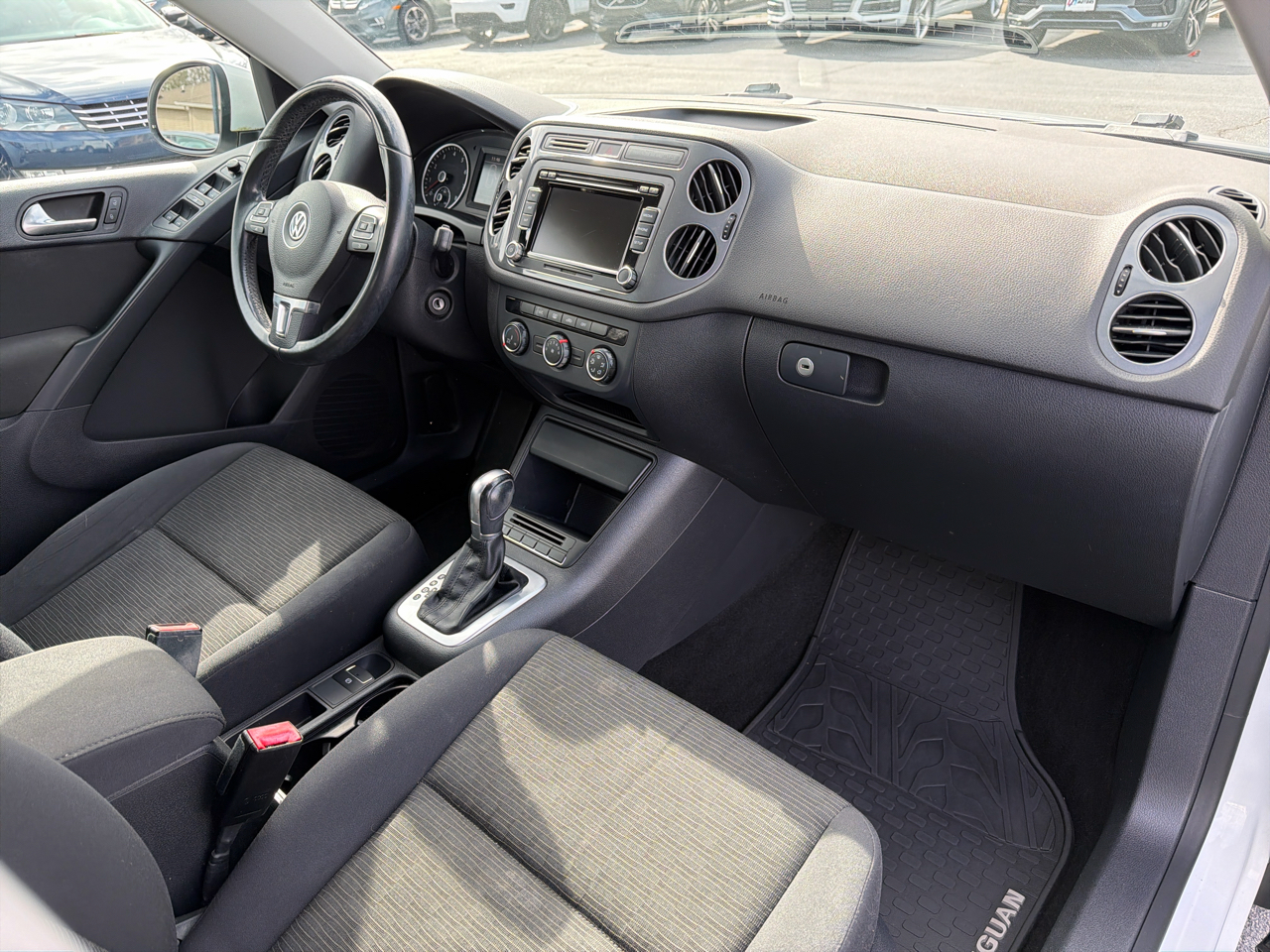 Volkswagen Tiguan 2WD 4dr Auto R-Line 2015