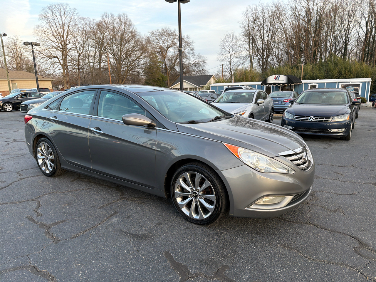 Hyundai Sonata 4dr Sdn 2.4L Auto SE 2011