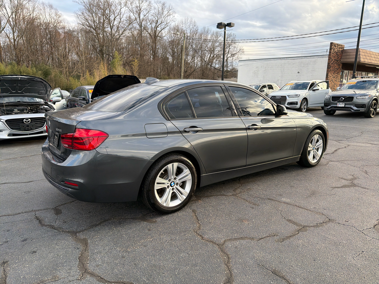 BMW 3 Series 4dr Sdn 328i RWD South Africa SULEV 2016