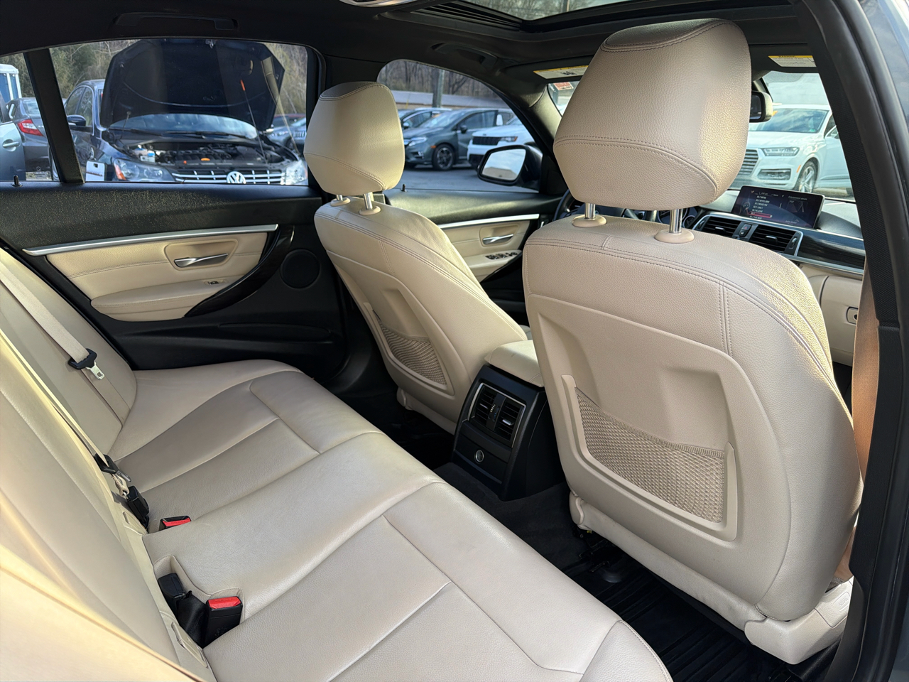 BMW 3 Series 4dr Sdn 328i RWD South Africa SULEV 2016