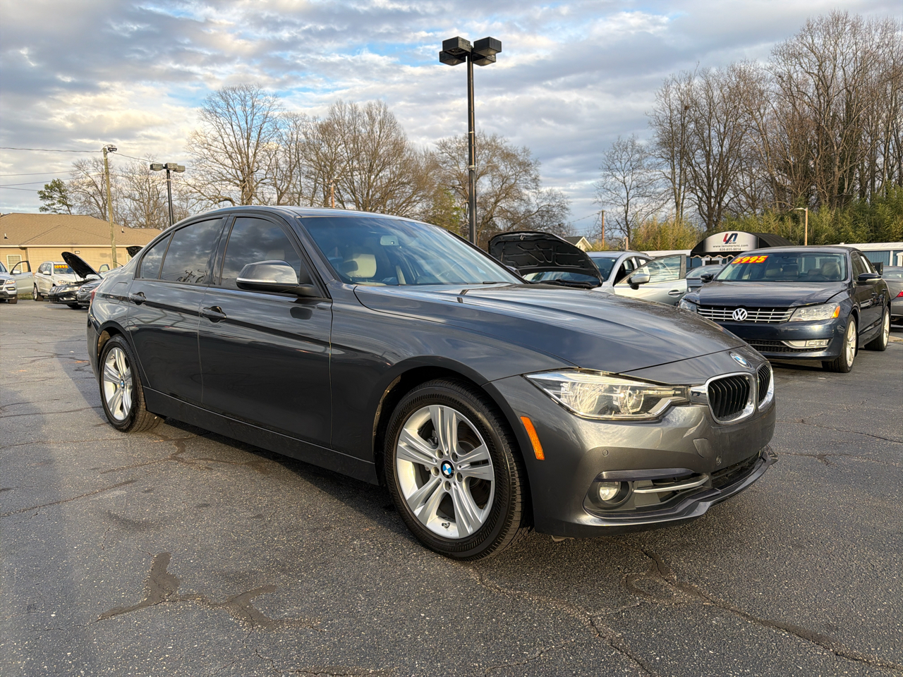 BMW 3 Series 4dr Sdn 328i RWD South Africa SULEV 2016