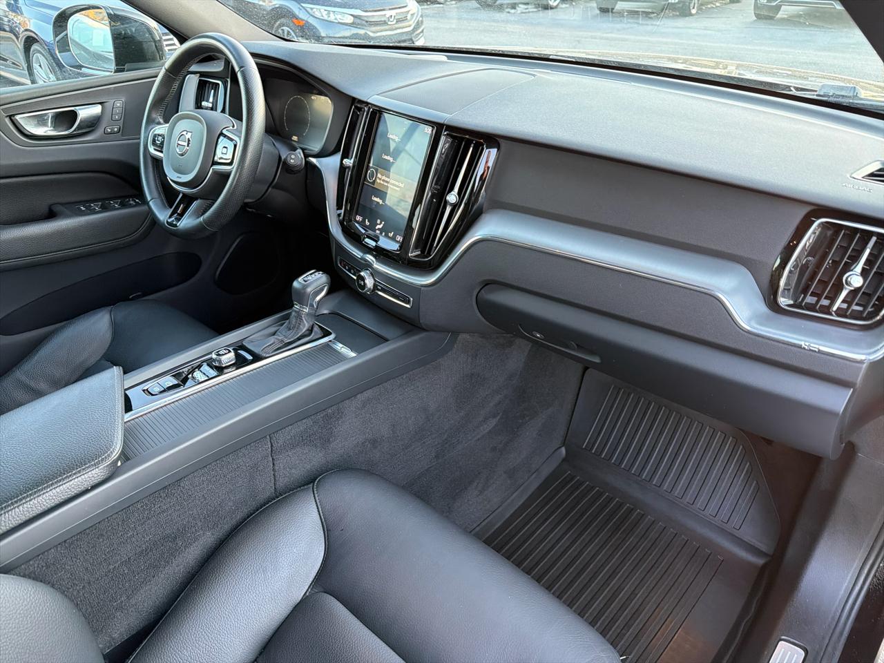 Volvo XC60 T6 AWD Momentum 2018