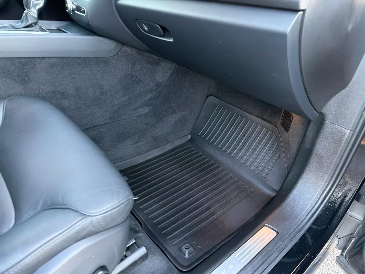 Volvo XC60 T6 AWD Momentum 2018