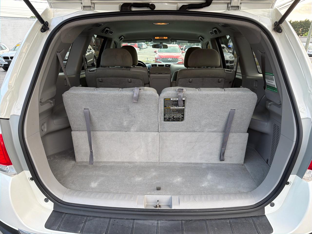 Toyota Highlander 4WD 4dr V6 (Natl) 2013