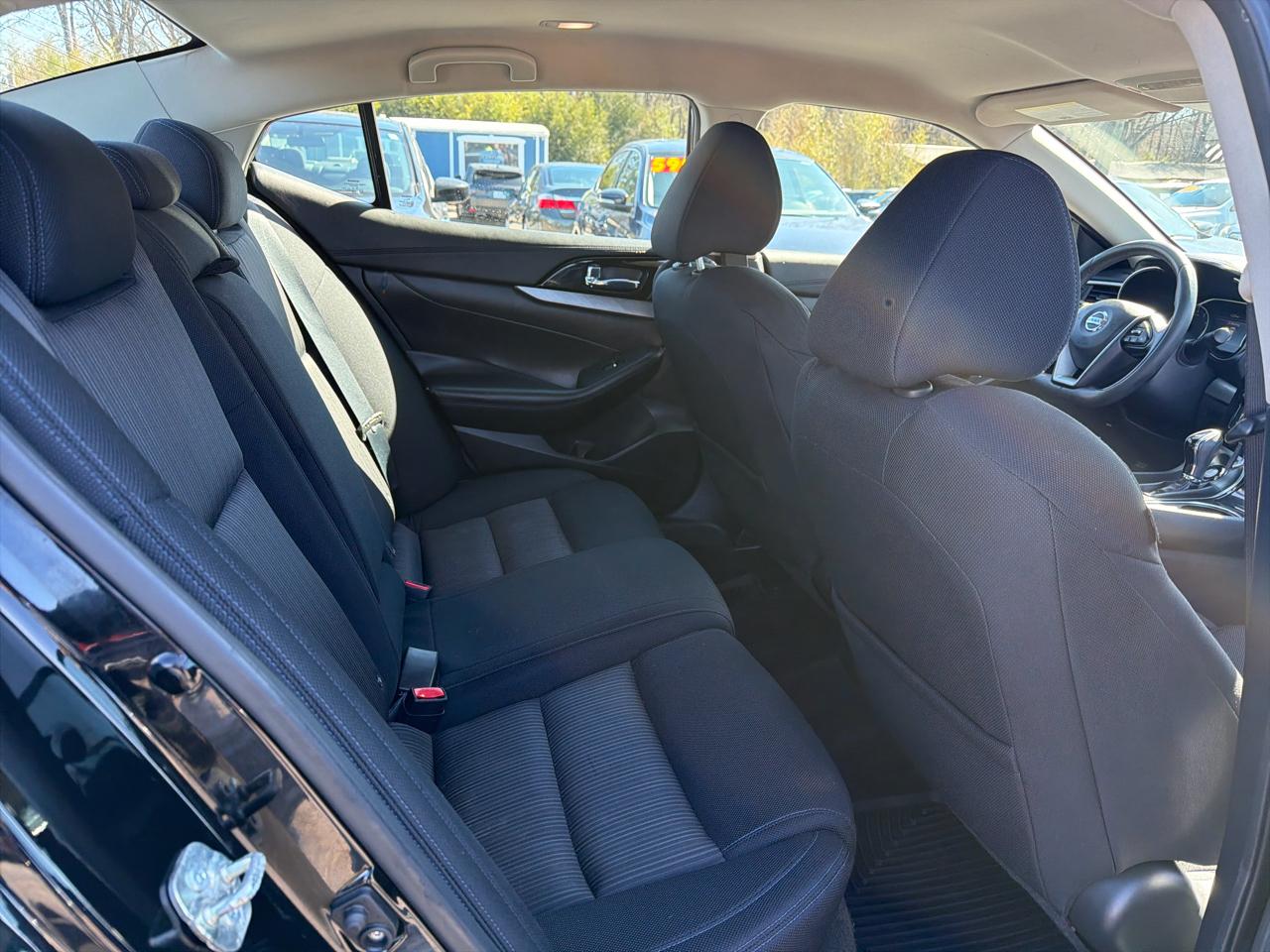 Nissan Maxima 4dr Sdn 3.5 S 2016