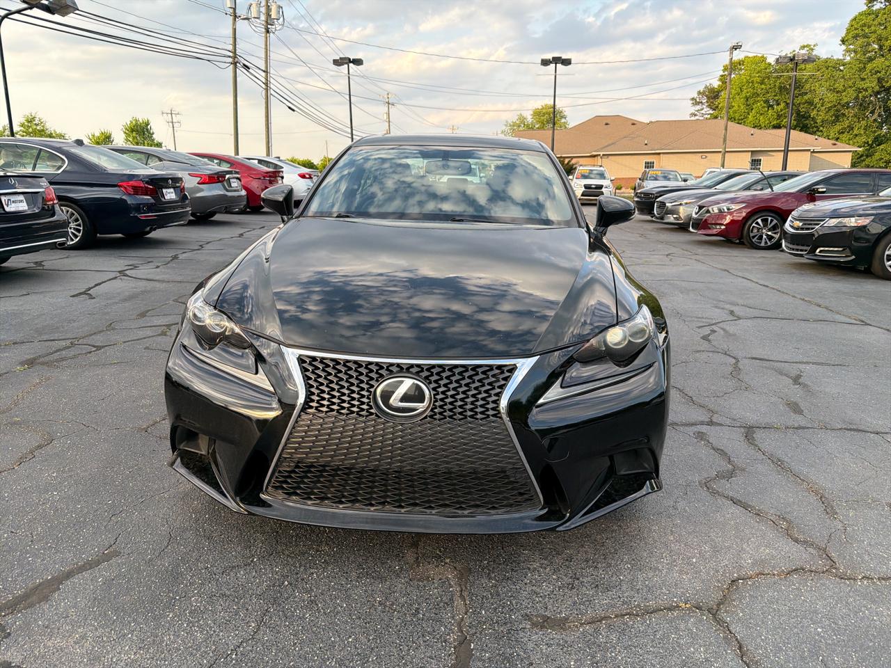 Lexus IS 250 4dr Sport Sdn RWD 2015