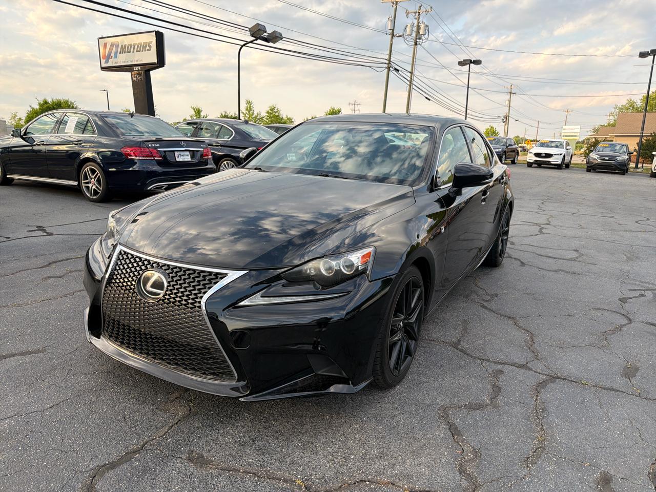 Lexus IS 250 4dr Sport Sdn RWD 2015