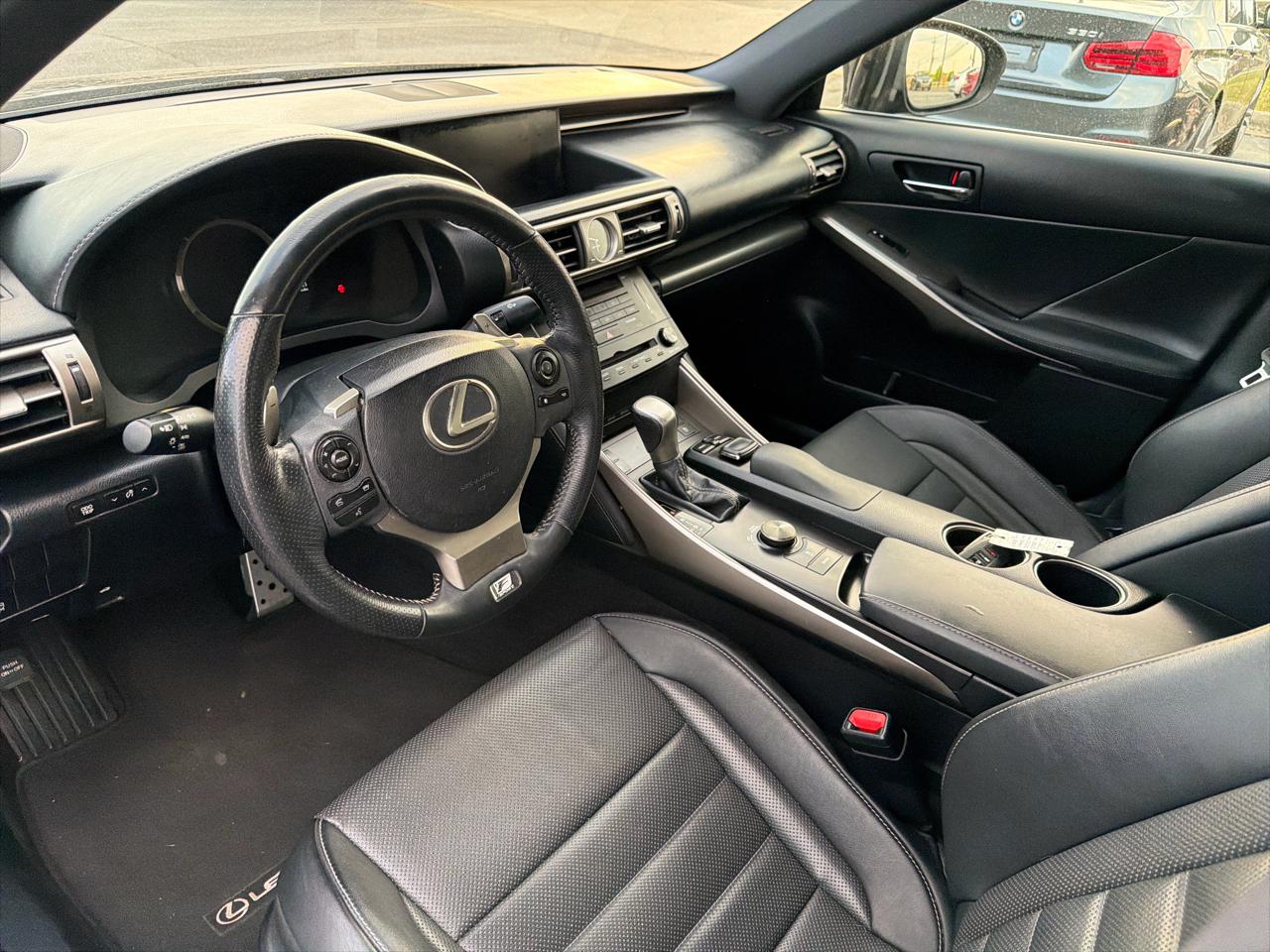 Lexus IS 250 4dr Sport Sdn RWD 2015