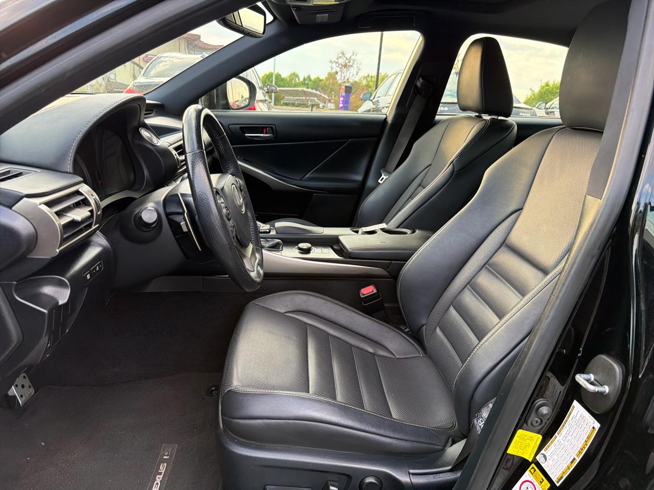 Lexus IS 250 4dr Sport Sdn RWD 2015