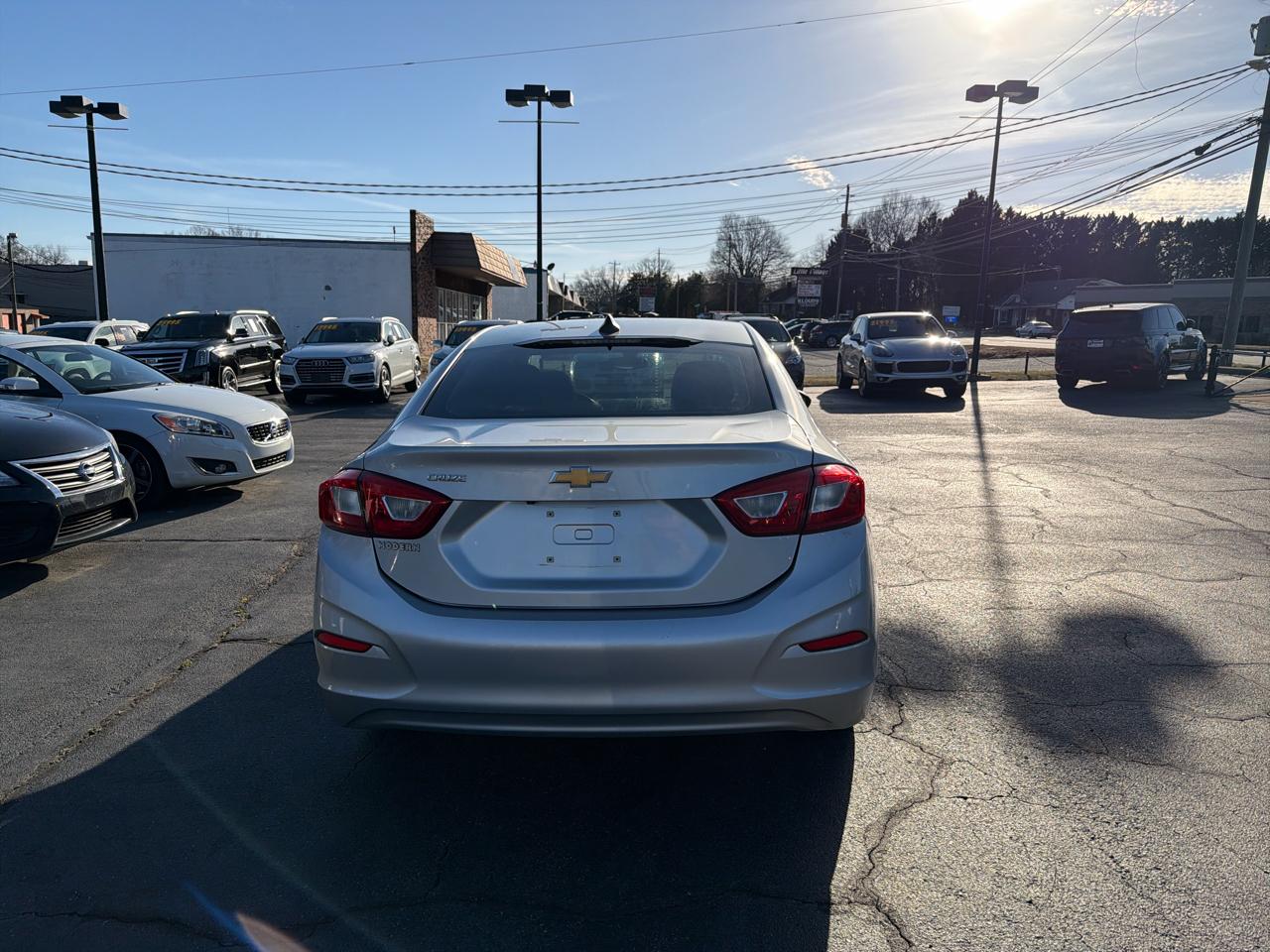 Chevrolet Cruze 4dr Sdn 1.4L LS w/1SB 2018