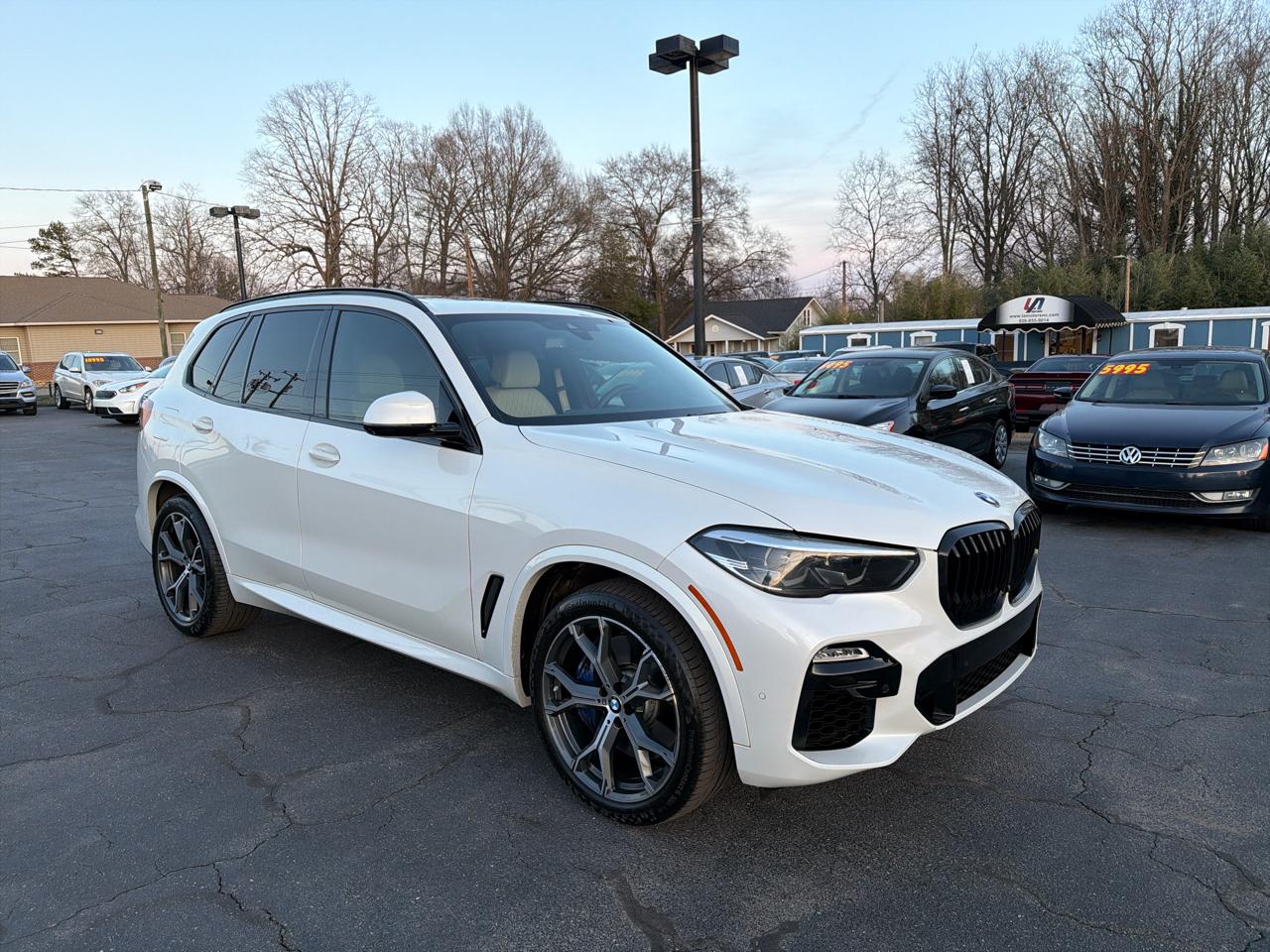 BMW X5 xDrive40i Sports Activity Vehicle 2020