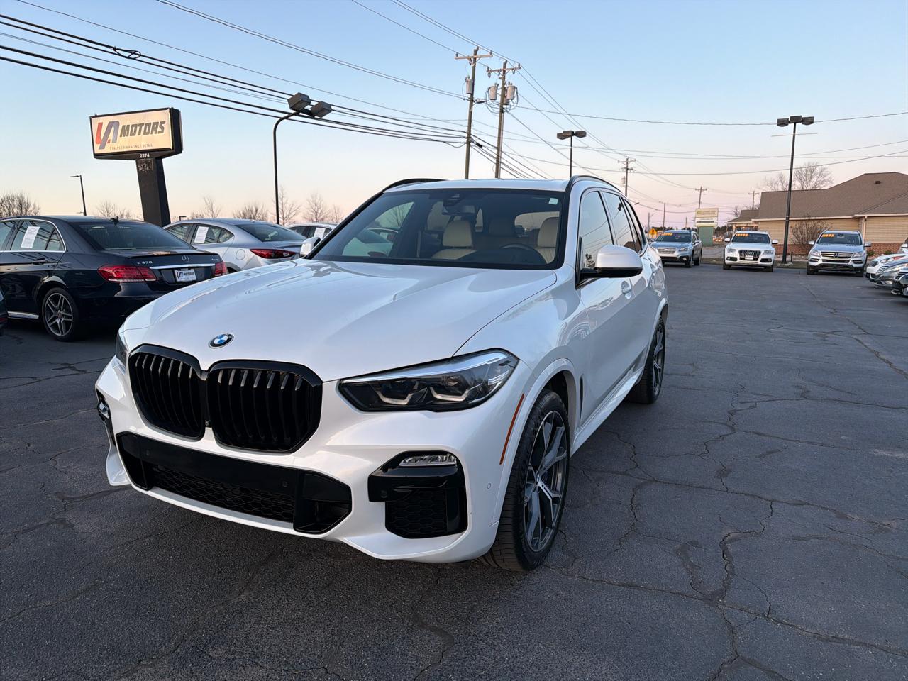 BMW X5 xDrive40i Sports Activity Vehicle 2020