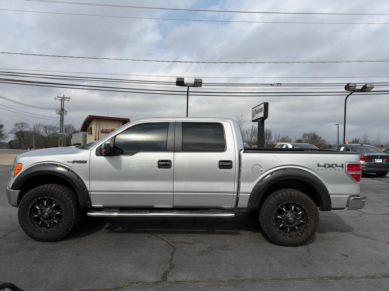 Ford F-150 4WD SuperCrew 139" XLT 2013