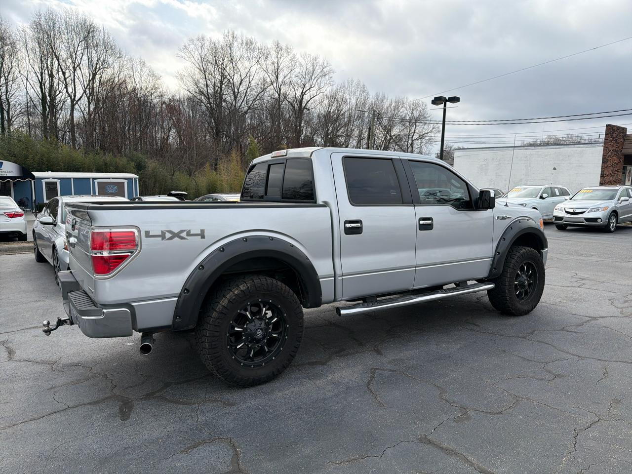 Ford F-150 4WD SuperCrew 139" XLT 2013