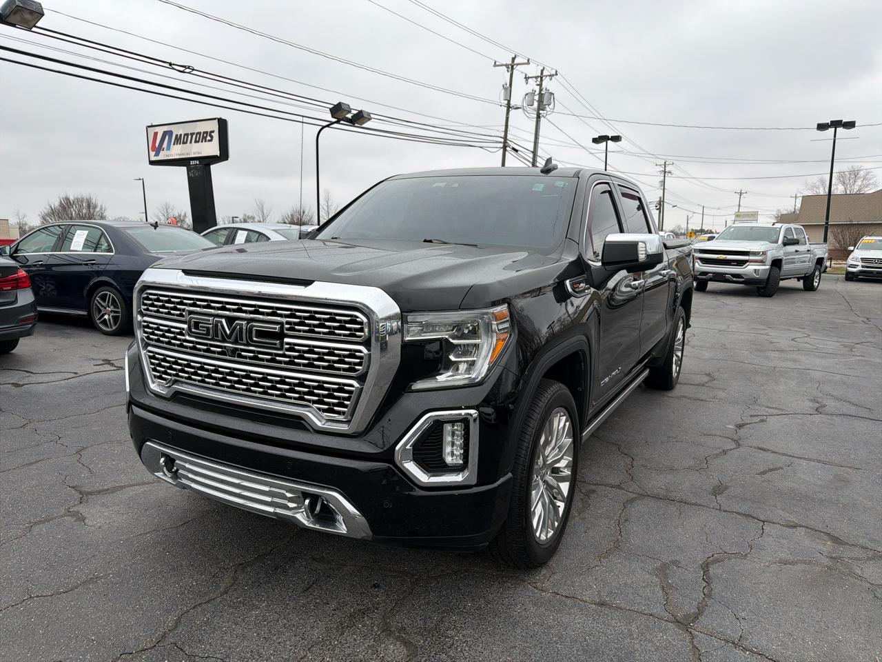 GMC Sierra 1500 4WD Crew Cab 147" Denali 2019
