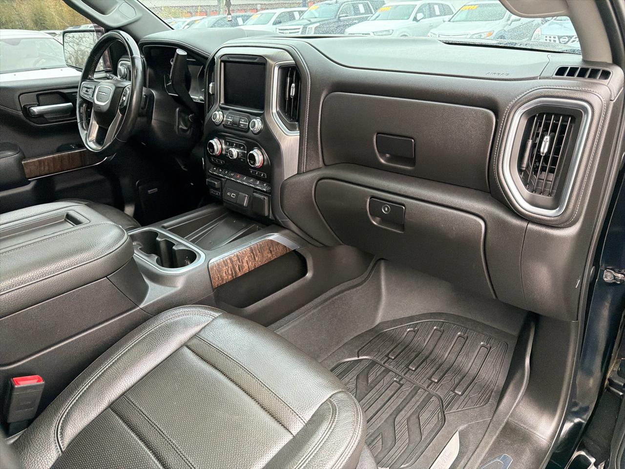GMC Sierra 1500 4WD Crew Cab 147" Denali 2019