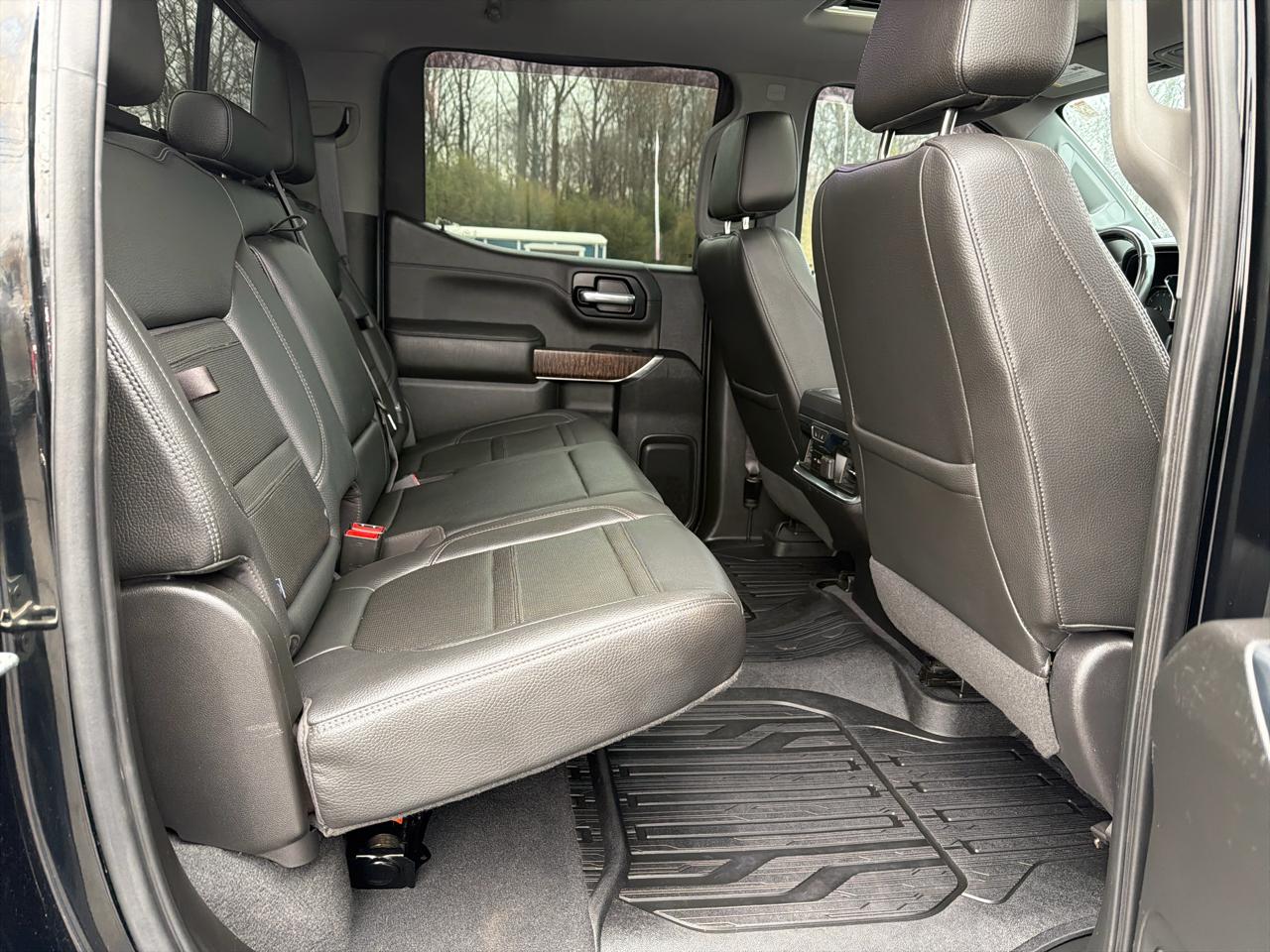 GMC Sierra 1500 4WD Crew Cab 147" Denali 2019