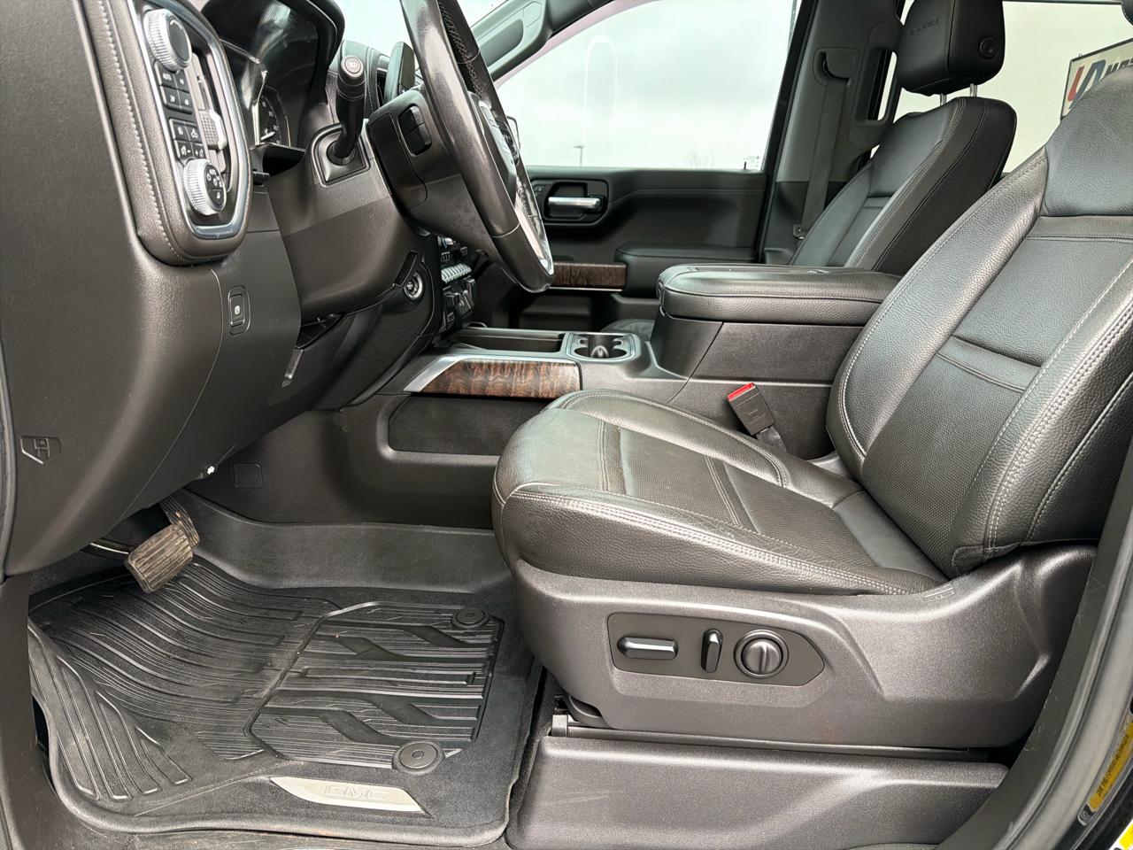 GMC Sierra 1500 4WD Crew Cab 147" Denali 2019