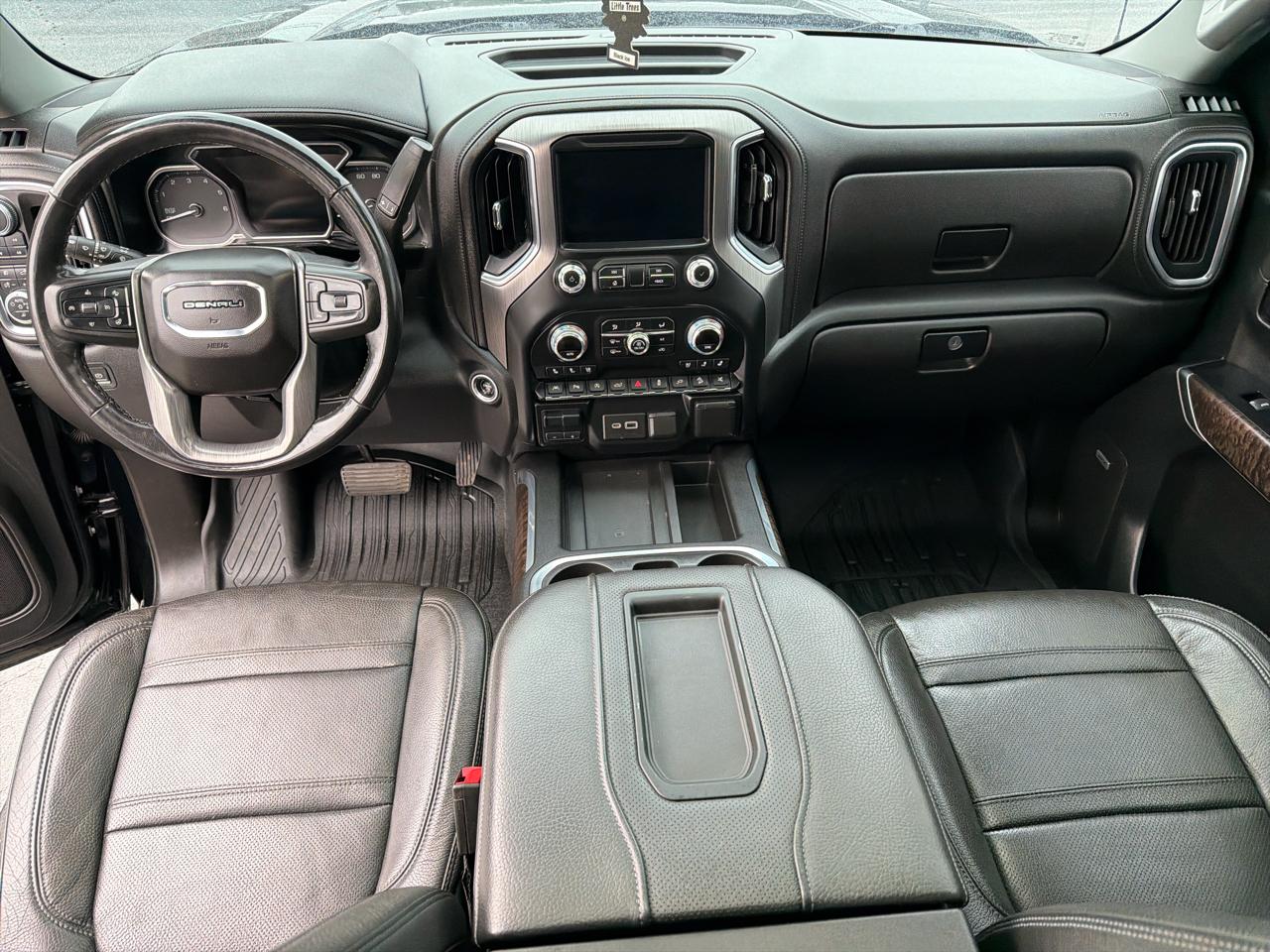 GMC Sierra 1500 4WD Crew Cab 147" Denali 2019