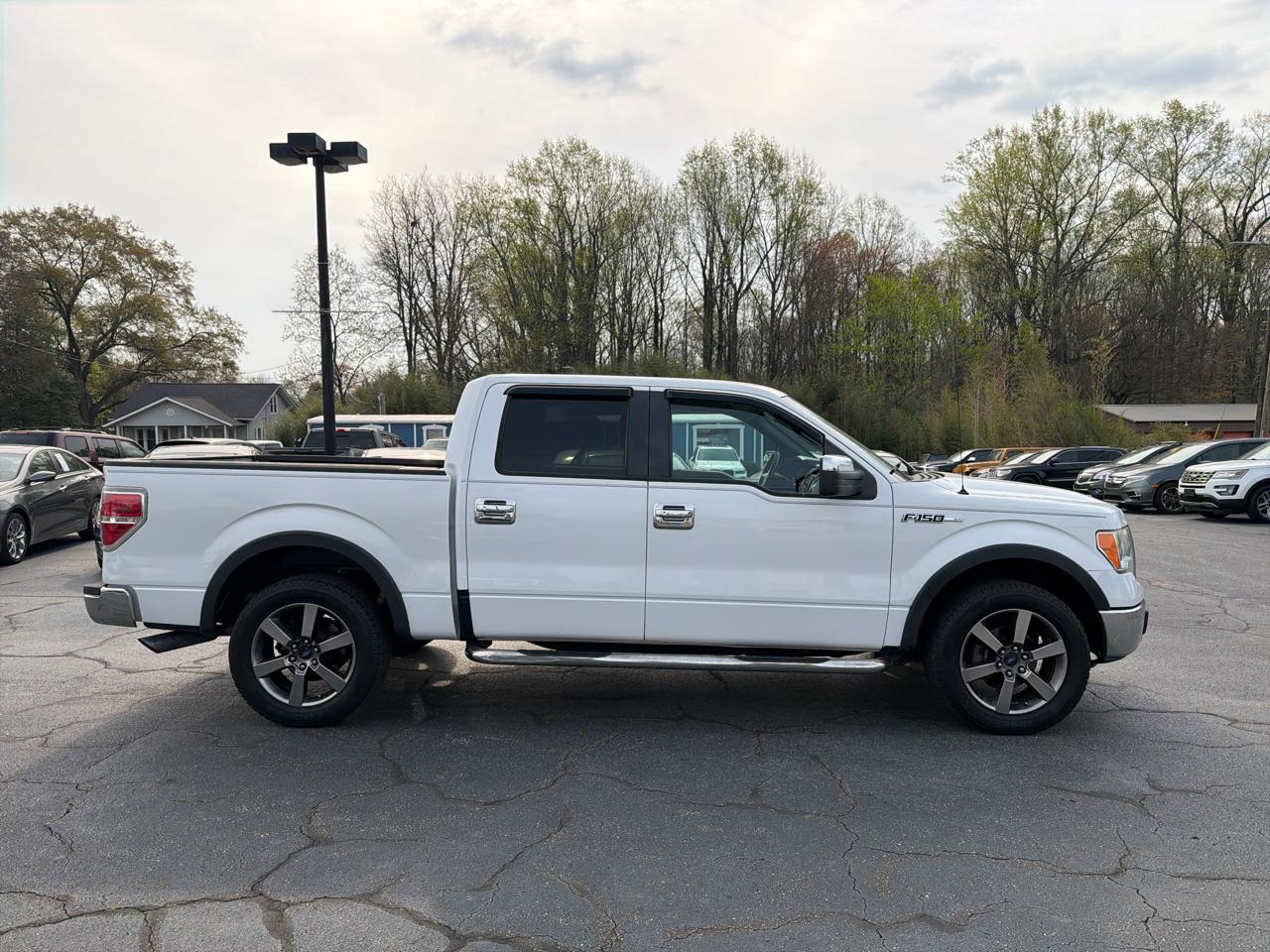 Ford F-150 2WD SuperCrew 145" XLT 2009