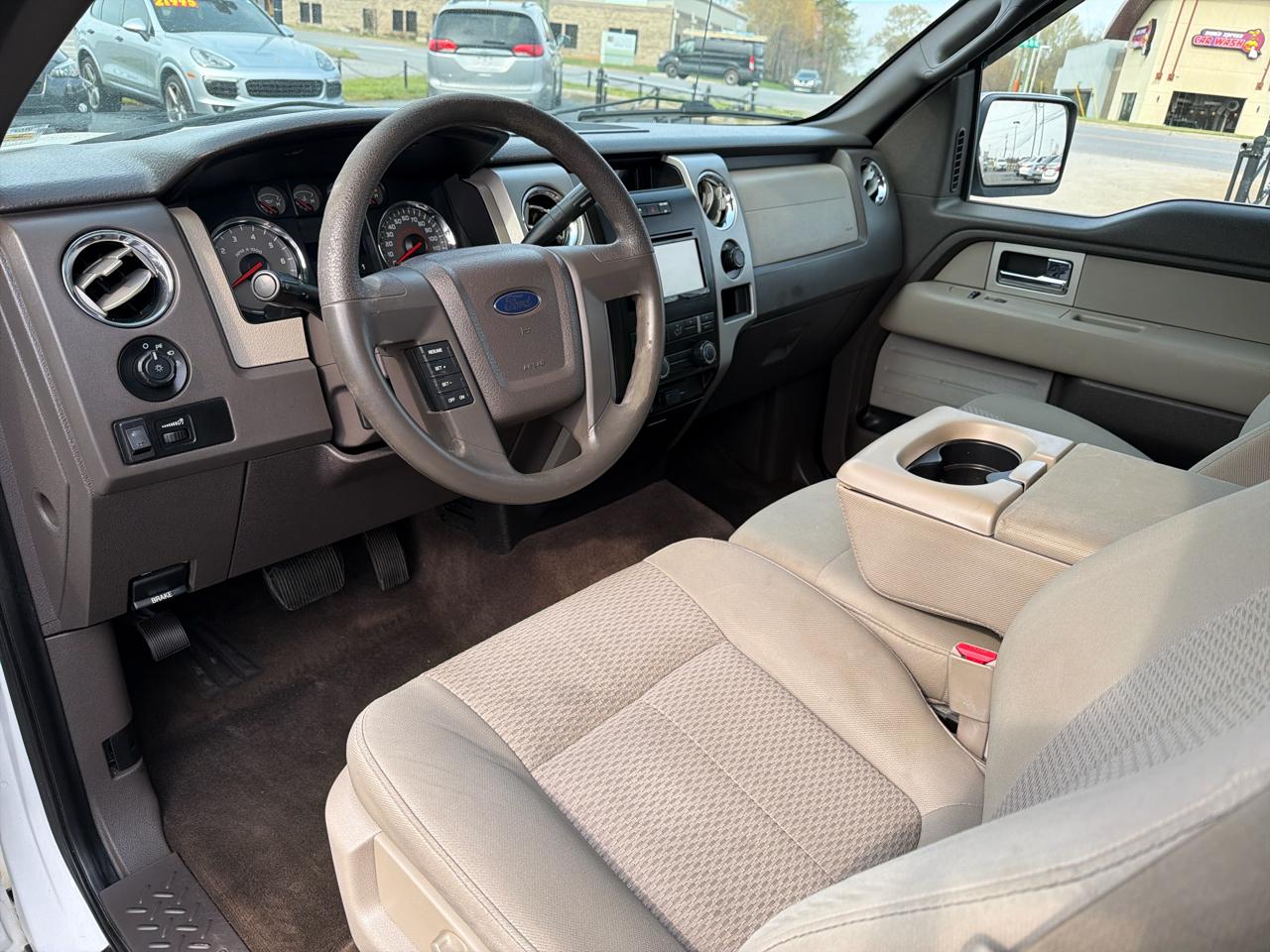 Ford F-150 2WD SuperCrew 145" XLT 2009