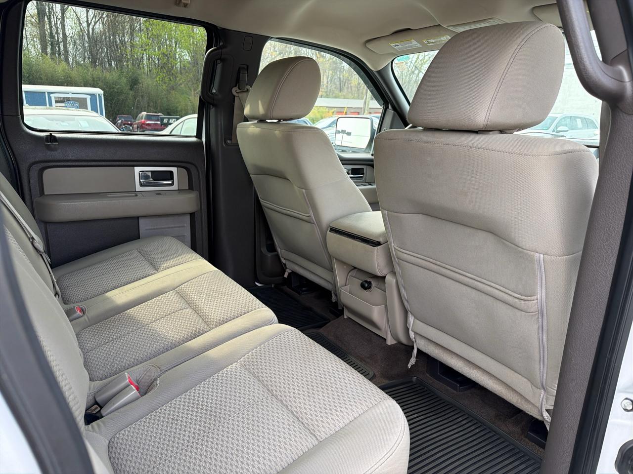 Ford F-150 2WD SuperCrew 145" XLT 2009