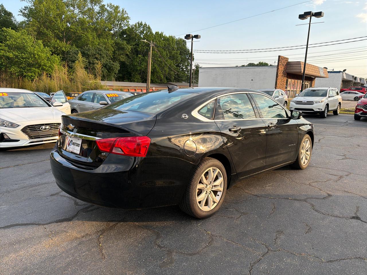 Chevrolet Impala 4dr Sdn LT w/1LT 2020