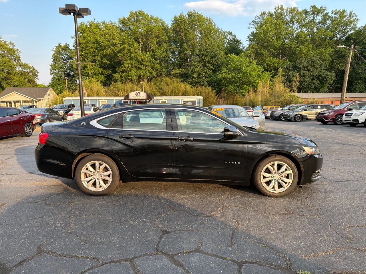 Chevrolet Impala 4dr Sdn LT w/1LT 2020