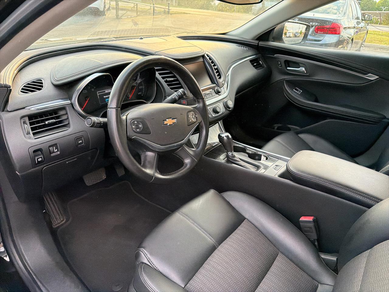 Chevrolet Impala 4dr Sdn LT w/1LT 2020