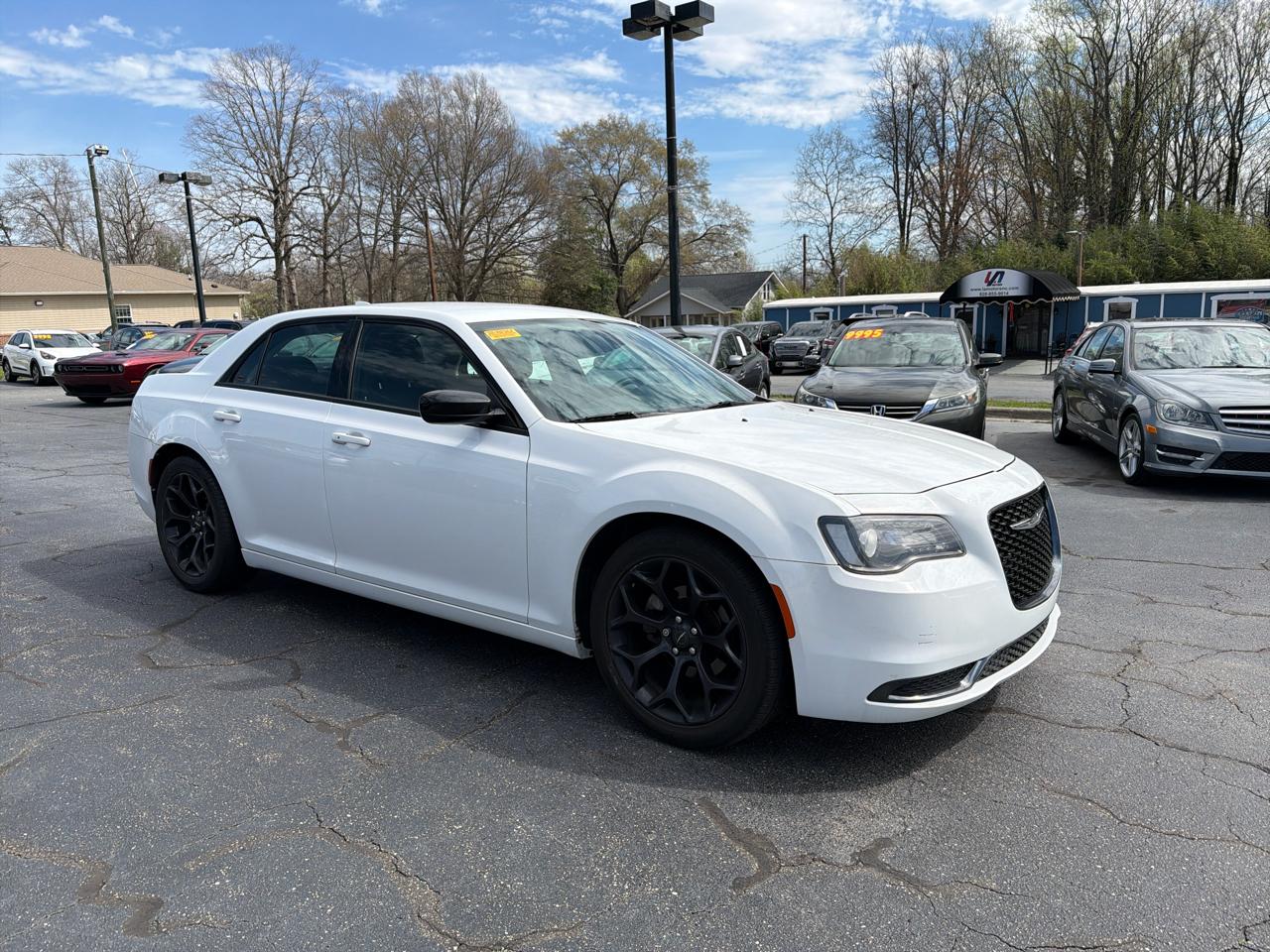 Chrysler 300 Touring RWD 2019