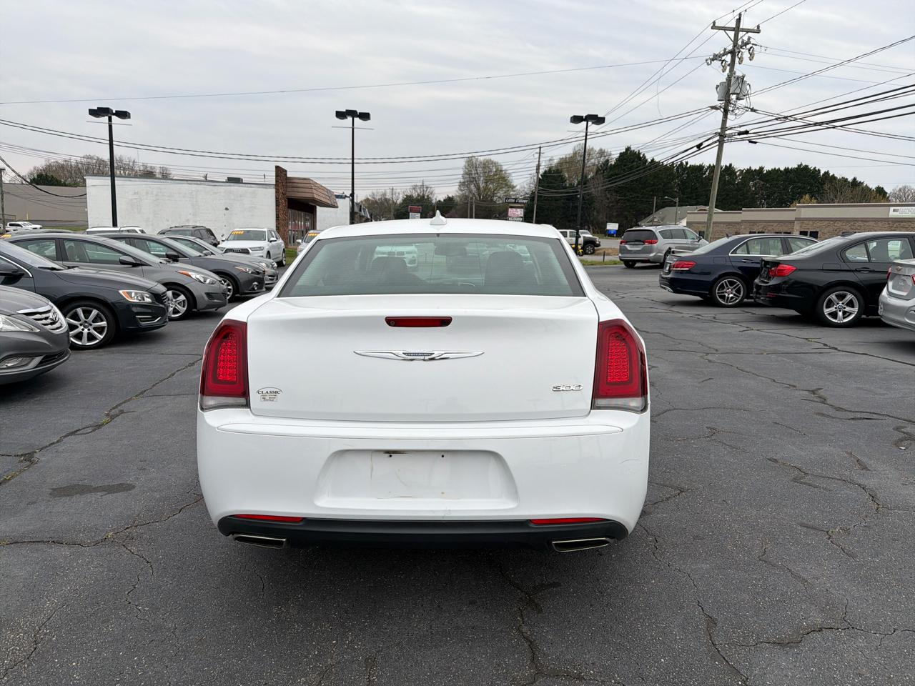 Chrysler 300 Touring RWD 2019
