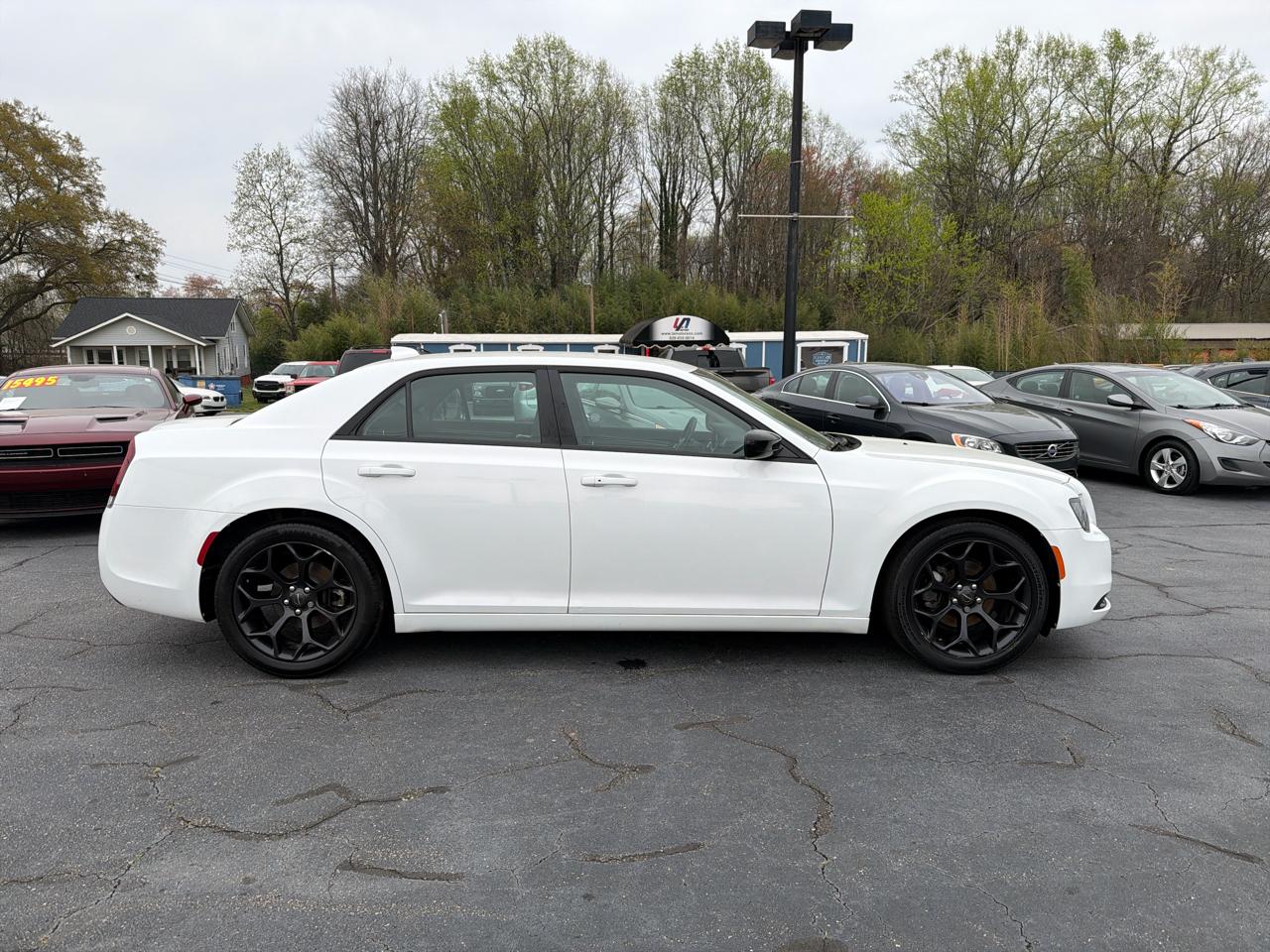 Chrysler 300 Touring RWD 2019