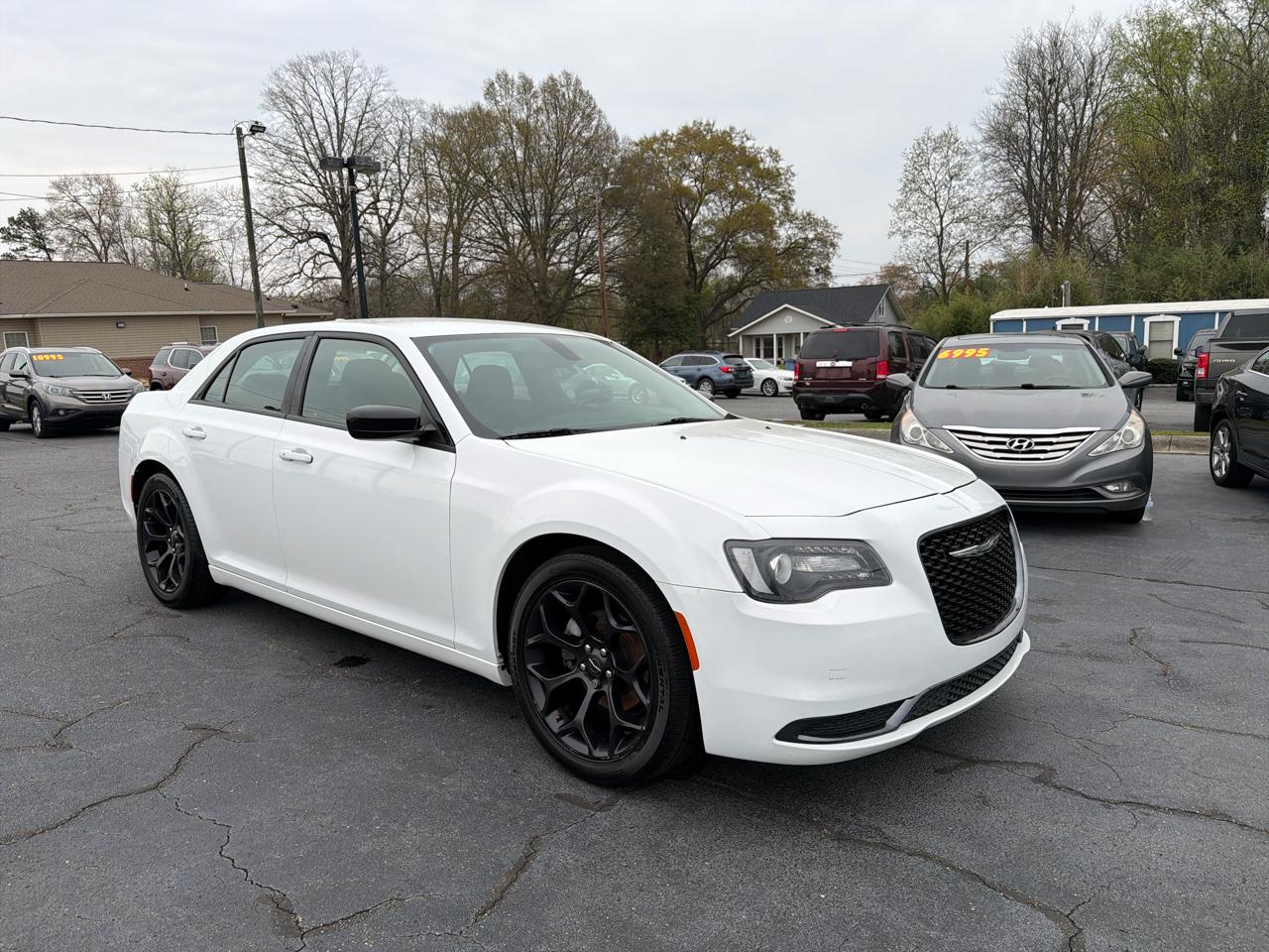 Chrysler 300 Touring RWD 2019