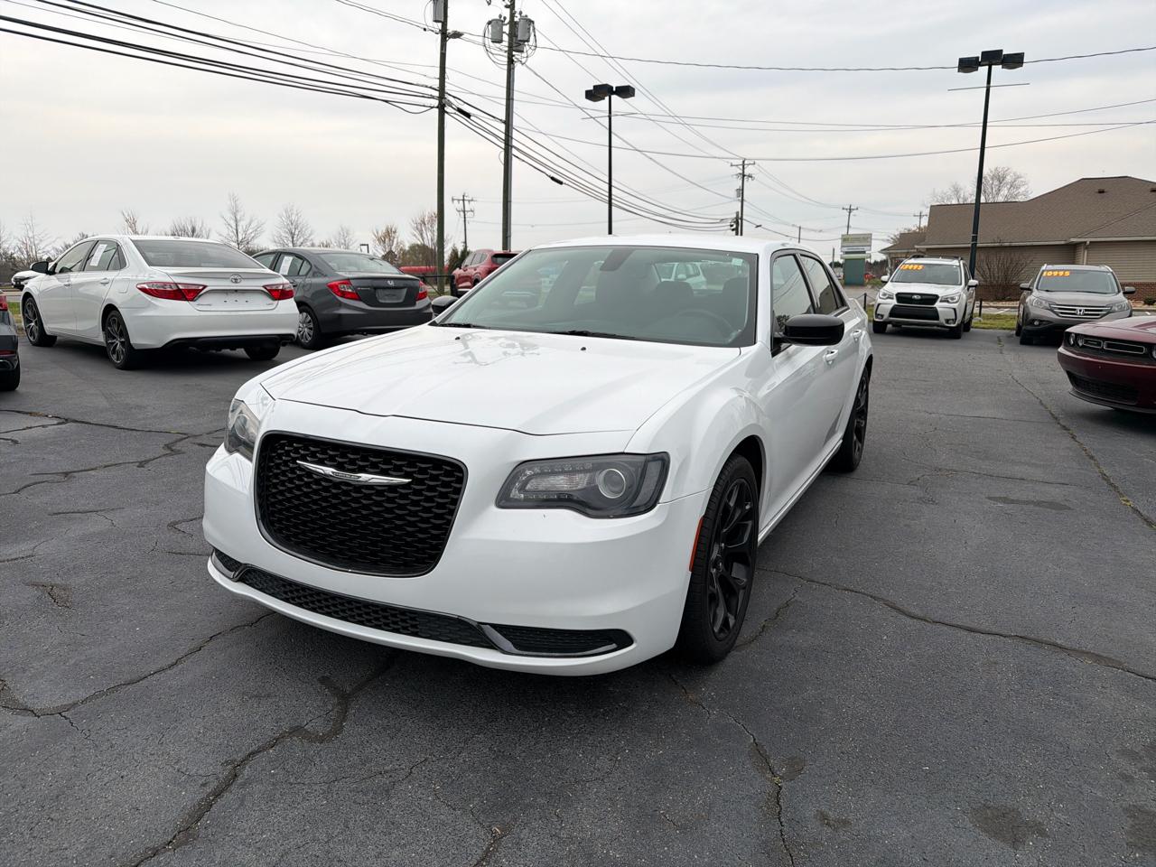 Chrysler 300 Touring RWD 2019