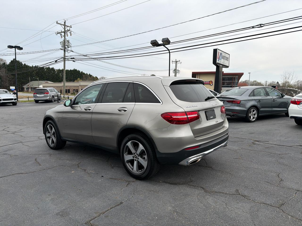 Mercedes-Benz GLC GLC 300 4MATIC SUV 2019