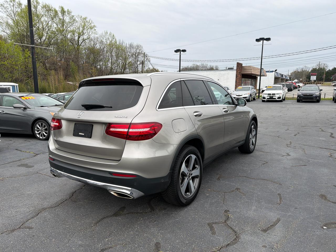 Mercedes-Benz GLC GLC 300 4MATIC SUV 2019