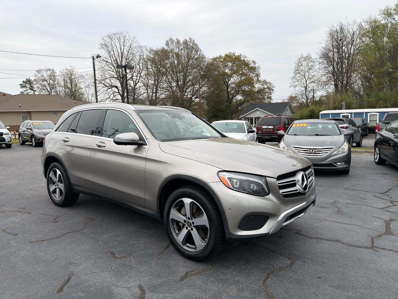Mercedes-Benz GLC GLC 300 4MATIC SUV 2019
