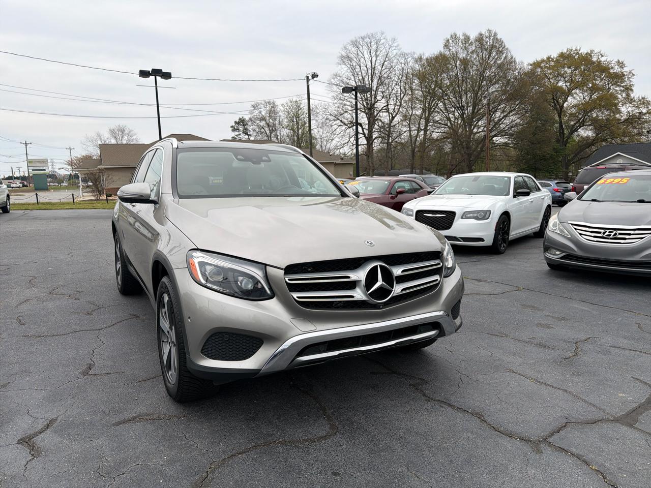 Mercedes-Benz GLC GLC 300 4MATIC SUV 2019