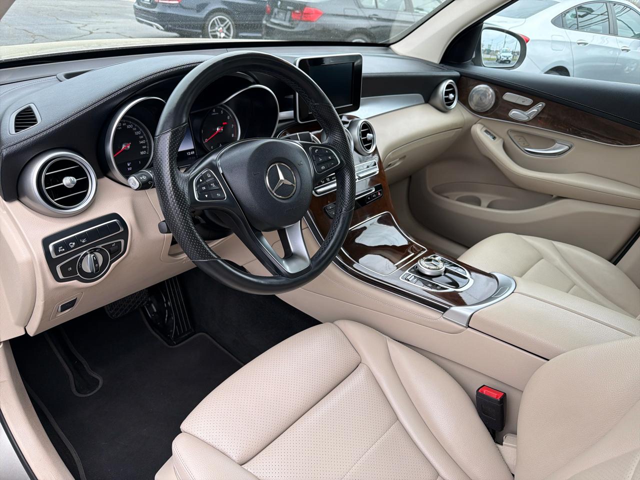 Mercedes-Benz GLC GLC 300 4MATIC SUV 2019