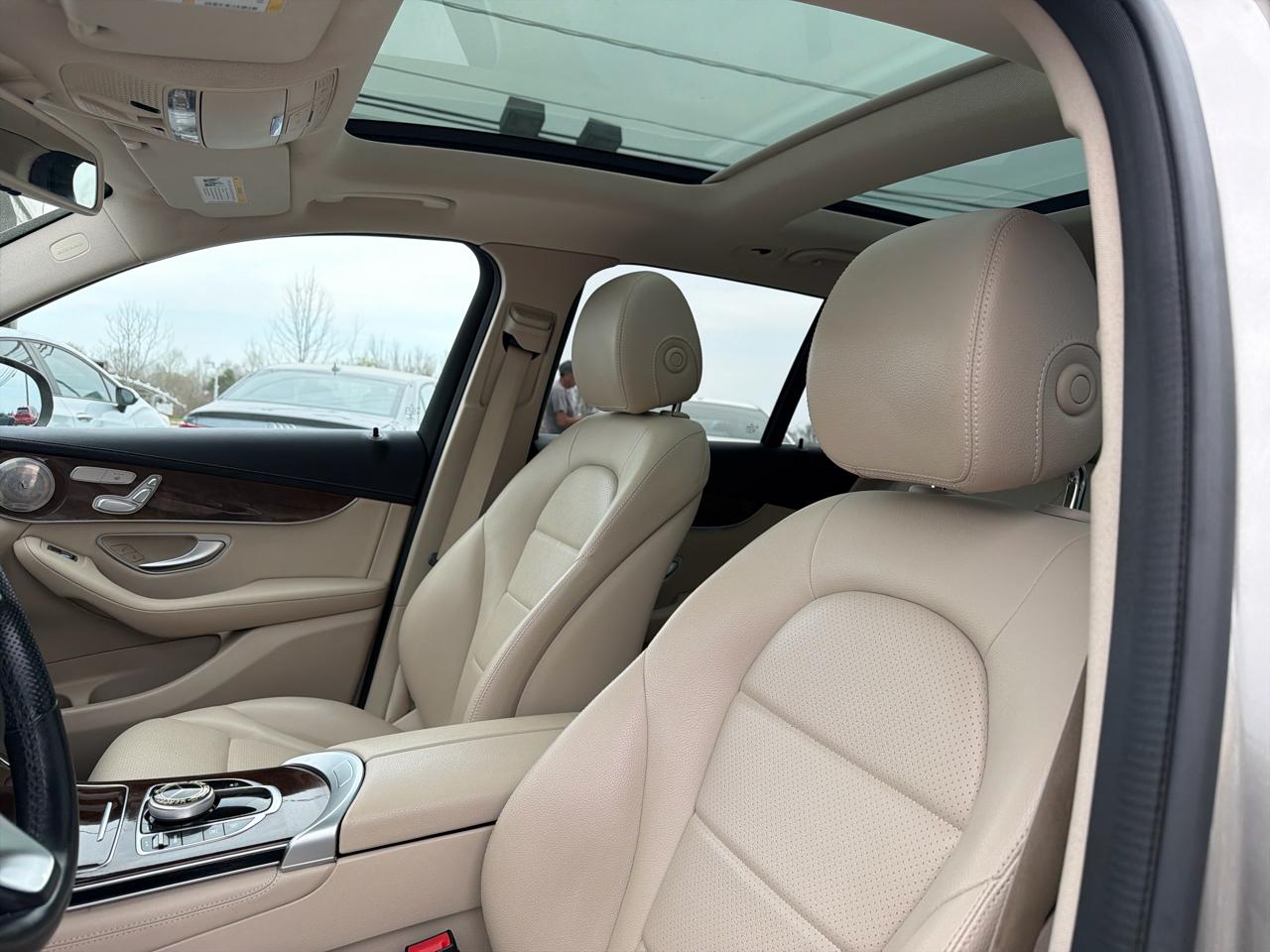 Mercedes-Benz GLC GLC 300 4MATIC SUV 2019