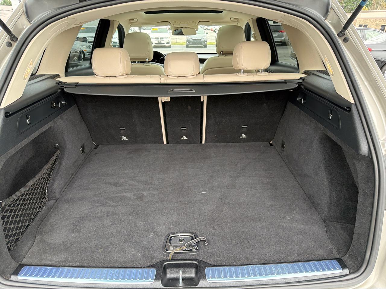 Mercedes-Benz GLC GLC 300 4MATIC SUV 2019