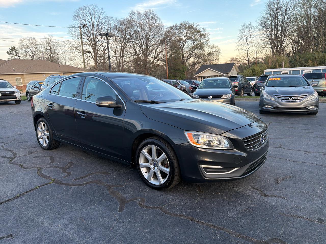 Volvo S60 4dr Sdn T5 Drive-E Premier FWD 2016