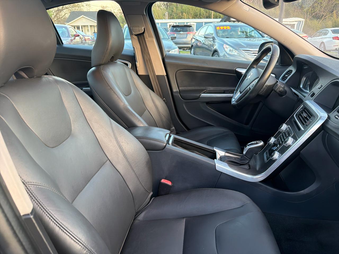 Volvo S60 4dr Sdn T5 Drive-E Premier FWD 2016