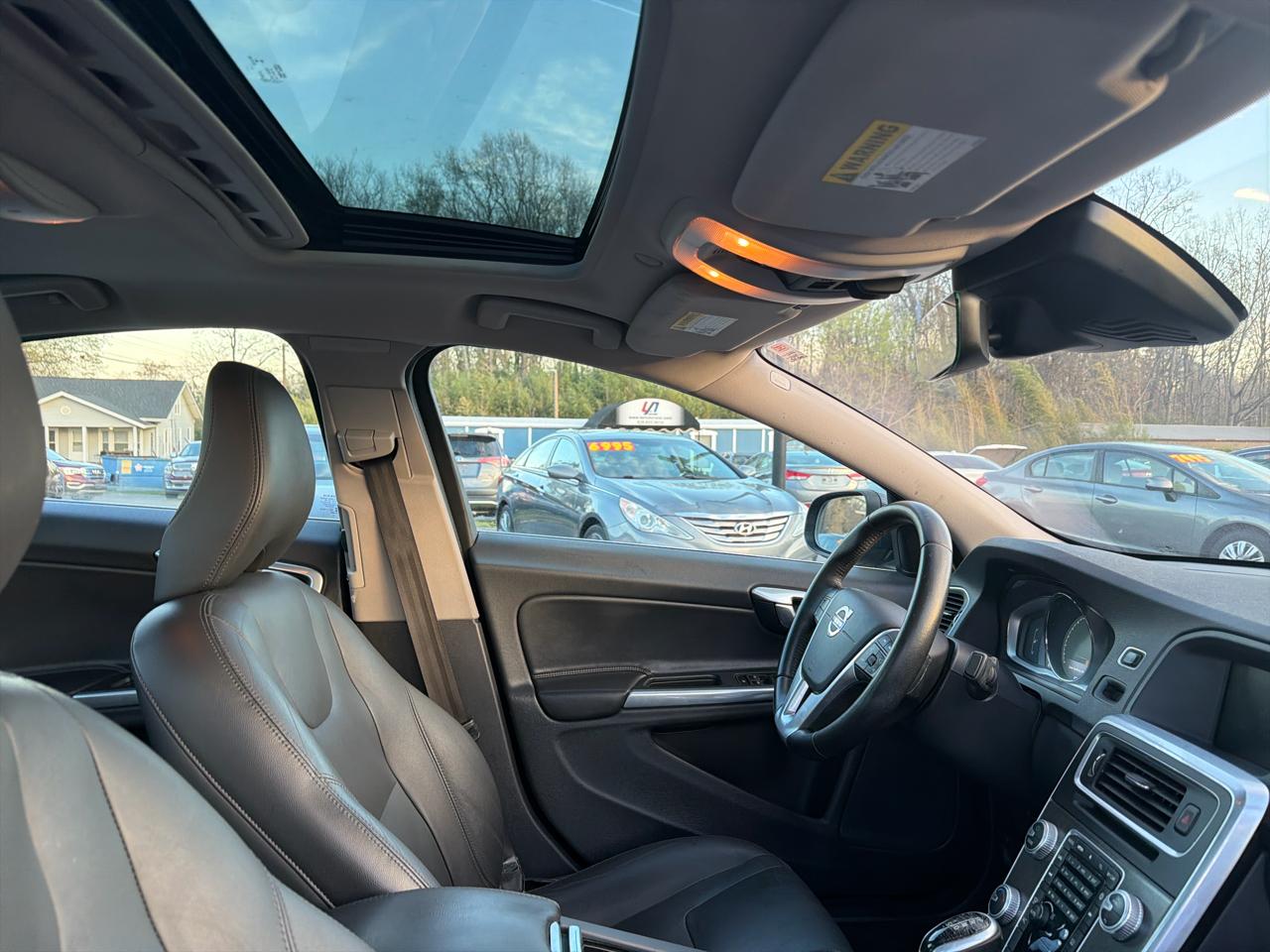 Volvo S60 4dr Sdn T5 Drive-E Premier FWD 2016